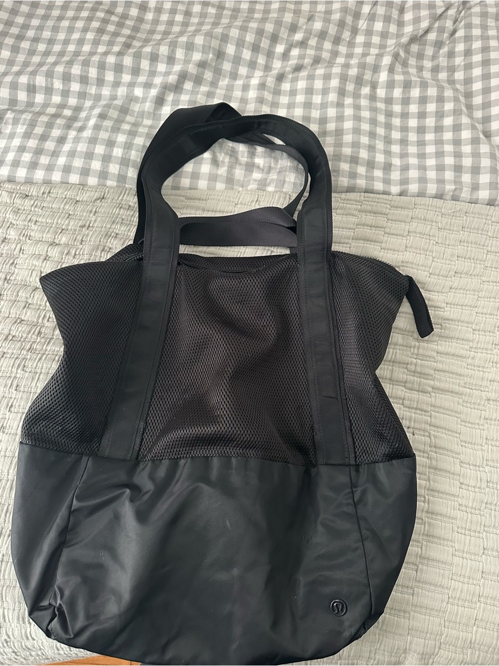 Lululemon Black Mesh and Nylon Tote Bag - Women's Everyday Carry